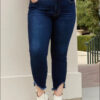 Full Size Frayed Hem Cropped Mid Rise Jeans e29.0 | Emf -